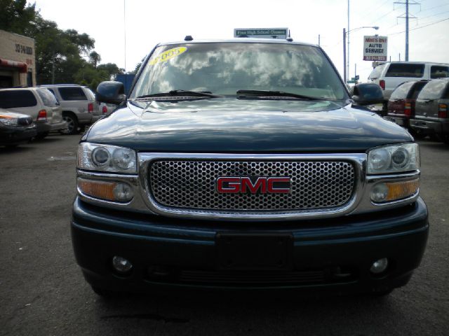 2005 GMC Yukon XL Sport 4WD