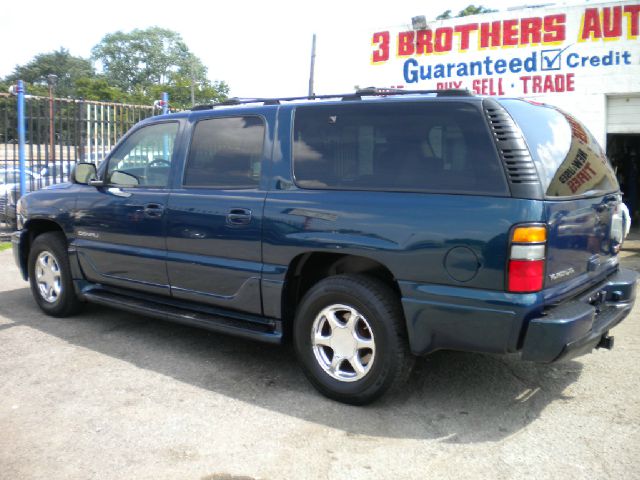 2005 GMC Yukon XL Sport 4WD