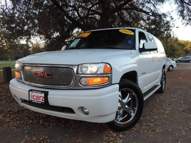 2005 GMC Yukon XL Quattro 3.0 Convertible