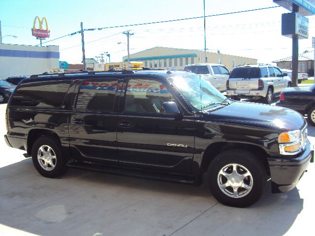 2005 GMC Yukon XL Quattro 3.0 Convertible