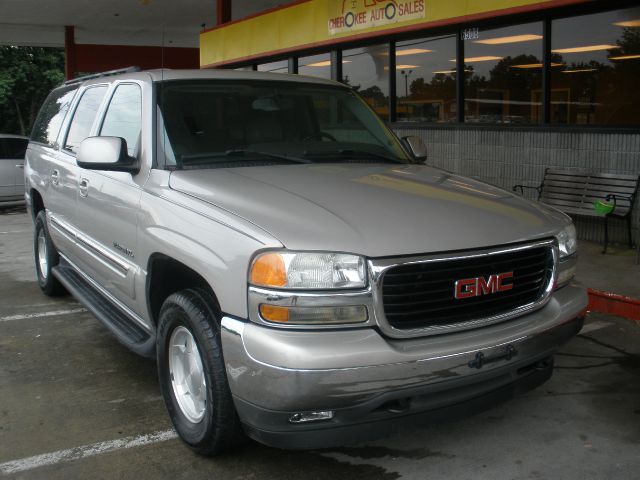 2005 GMC Yukon XL C350 4dr Sdn 3.5L Sport RWD Sedan