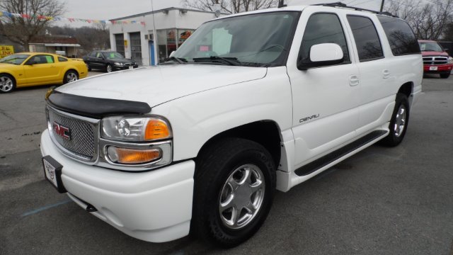 2006 GMC Yukon XL Hurst