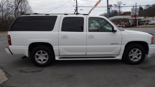 2006 GMC Yukon XL Hurst