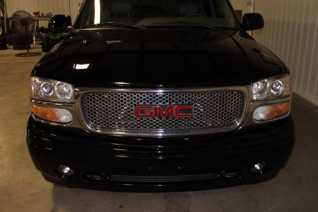 2006 GMC Yukon XL SXT Van