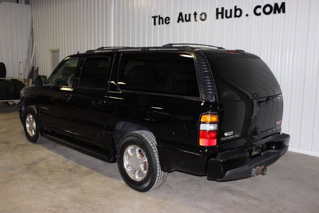 2006 GMC Yukon XL SXT Van