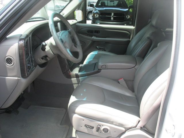 2006 GMC Yukon XL SXT Van