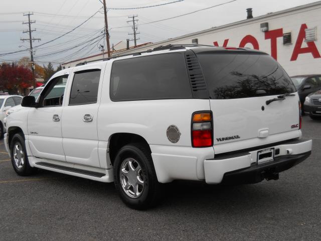 2006 GMC Yukon XL Touring 4WD