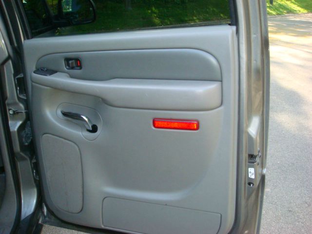 2006 GMC Yukon XL SXT Van