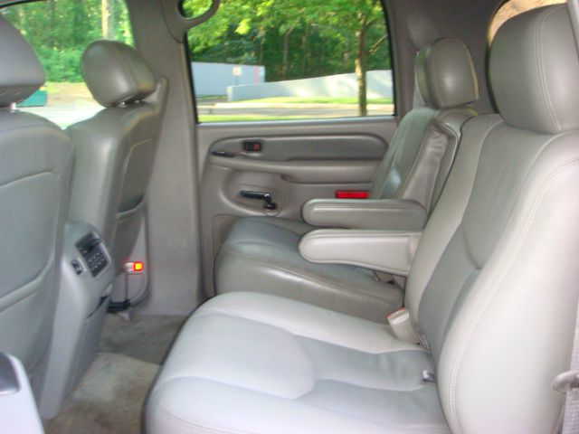 2006 GMC Yukon XL SXT Van