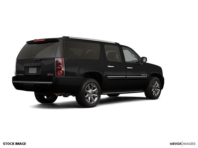 2007 GMC Yukon XL EX Sedan 4D