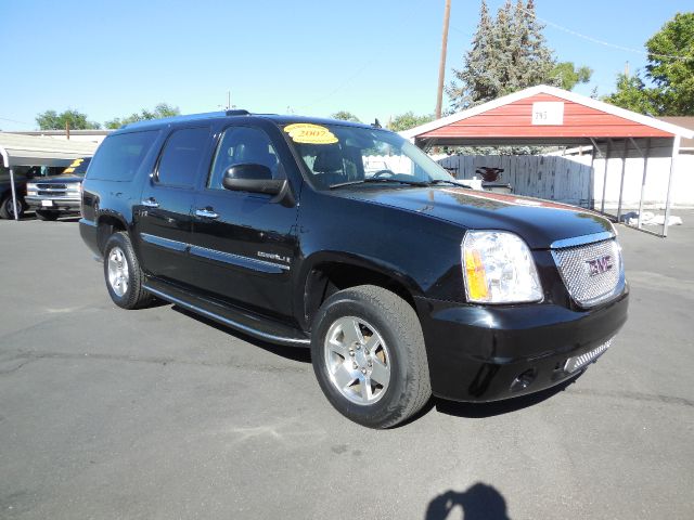 2007 GMC Yukon XL SXT Van