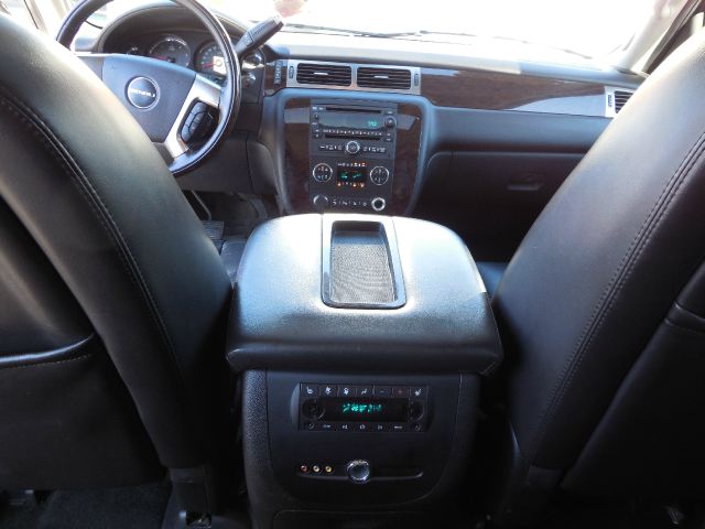 2007 GMC Yukon XL SXT Van