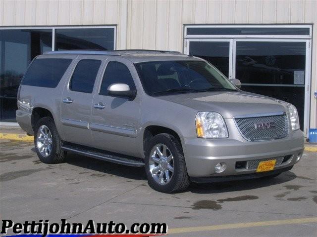 2007 GMC Yukon XL Base