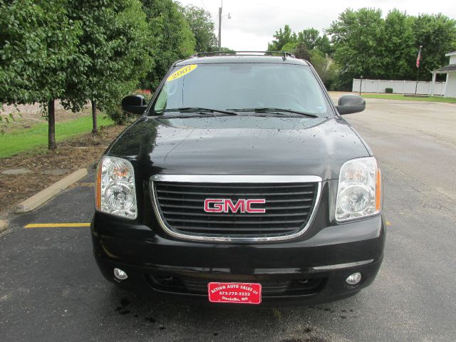 2007 GMC Yukon XL 2006 Mercury