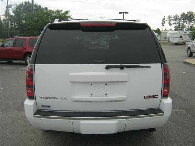 2007 GMC Yukon XL Unknown