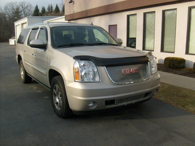 2007 GMC Yukon XL EX Sedan 4D