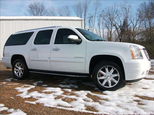 2007 GMC Yukon XL EX Sedan 4D