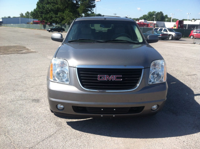 2007 GMC Yukon XL 2006 Mercury