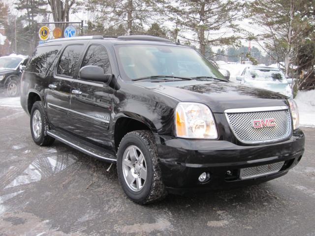 2007 GMC Yukon XL EX Sedan 4D