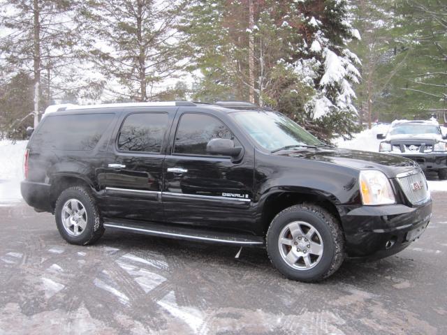 2007 GMC Yukon XL EX Sedan 4D