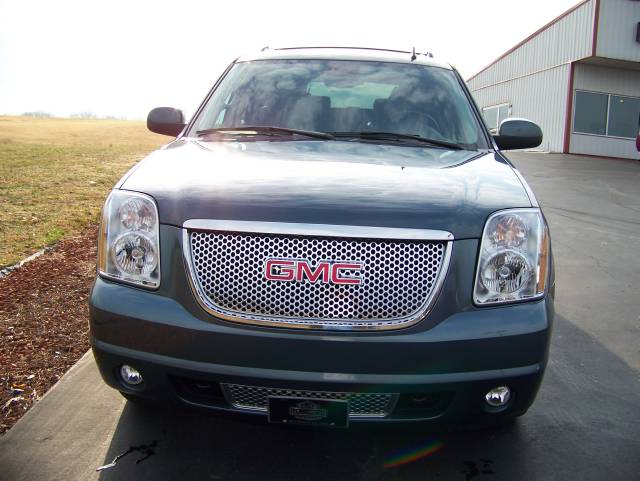 2007 GMC Yukon XL EX Sedan 4D