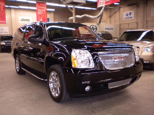 2007 GMC Yukon XL EX Sedan 4D