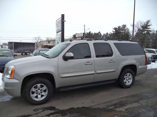 2007 GMC Yukon XL 2006 Mercury