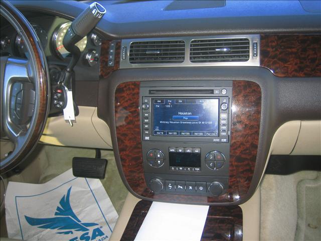 2007 GMC Yukon XL EX Sedan 4D