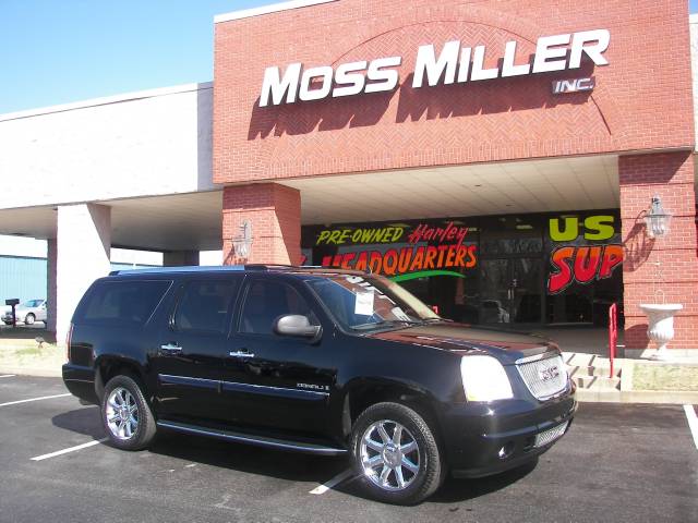 2007 GMC Yukon XL EX Sedan 4D