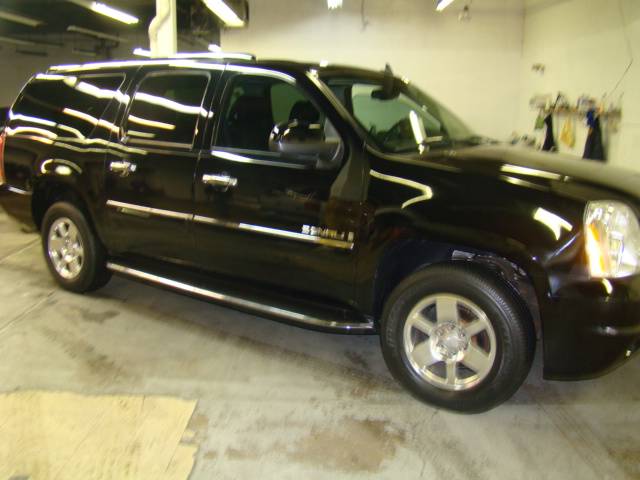 2007 GMC Yukon XL EX Sedan 4D