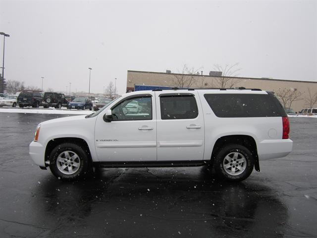 2007 GMC Yukon XL XLT 4 DOOR Extended CAB 4X4