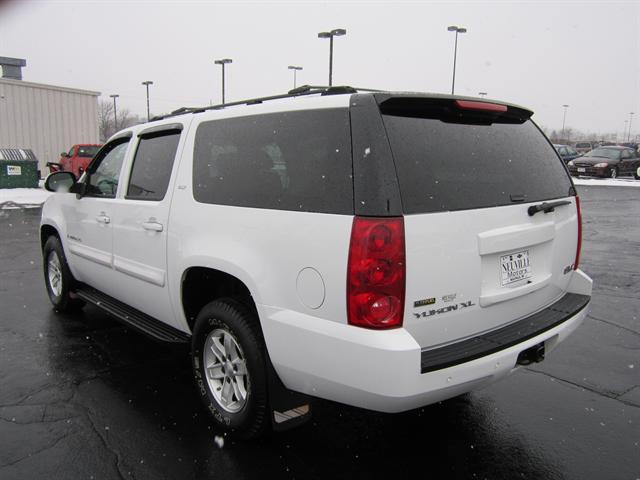 2007 GMC Yukon XL XLT 4 DOOR Extended CAB 4X4