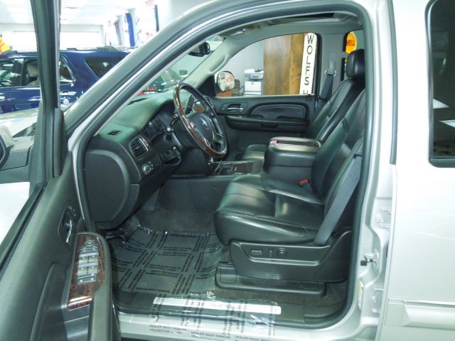 2007 GMC Yukon XL SXT Van