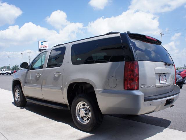 2007 GMC Yukon XL LTD V-6