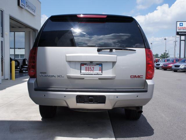 2007 GMC Yukon XL LTD V-6