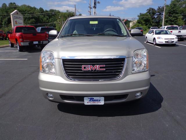 2007 GMC Yukon XL ES 300 Sedan 4D