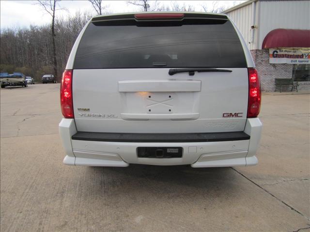 2007 GMC Yukon XL SLT