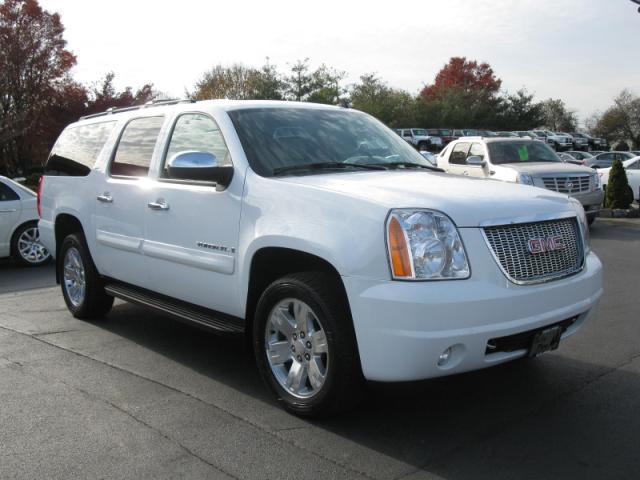 2008 GMC Yukon XL XLT 4 DOOR Extended CAB 4X4