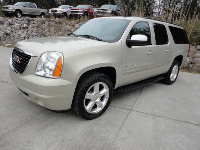 2008 GMC Yukon XL Water Truck