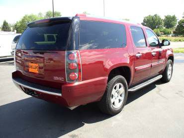 2008 GMC Yukon XL SXT Van