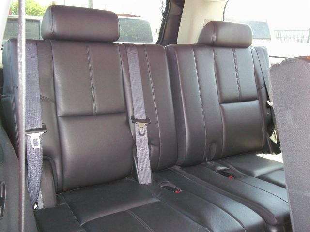 2008 GMC Yukon XL SXT Van