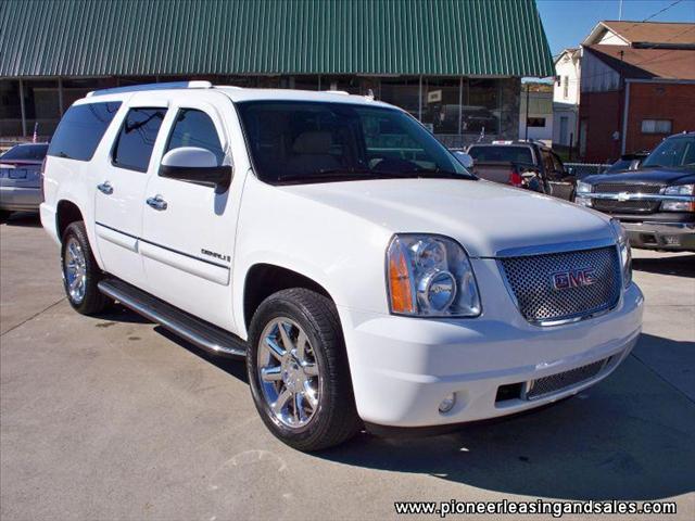 2008 GMC Yukon XL SXT Van