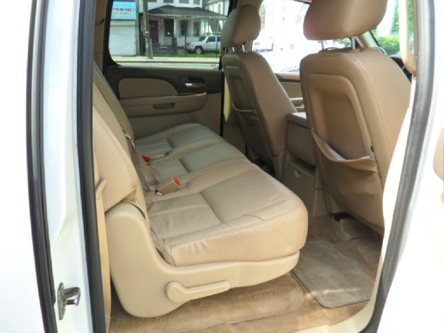 2008 GMC Yukon XL 2006 Mercury