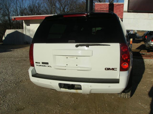 2008 GMC Yukon XL VR6 Convertible