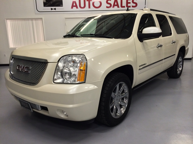 2009 GMC Yukon XL LS NICE