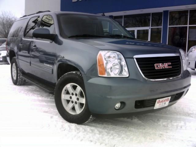 2010 GMC Yukon XL 4DR WGN I4 LX