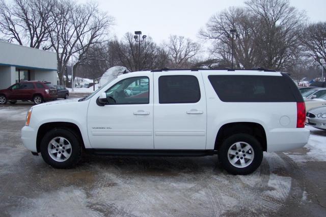 2010 GMC Yukon XL SLT