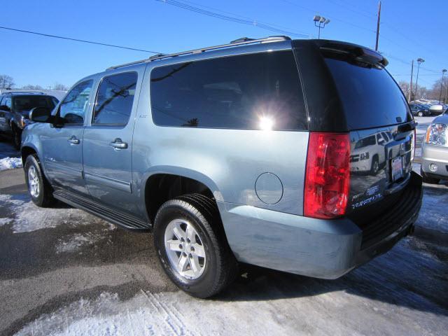 2010 GMC Yukon XL Unknown