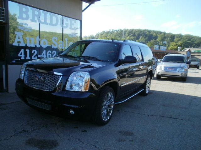 2010 GMC Yukon XL Lariat XL