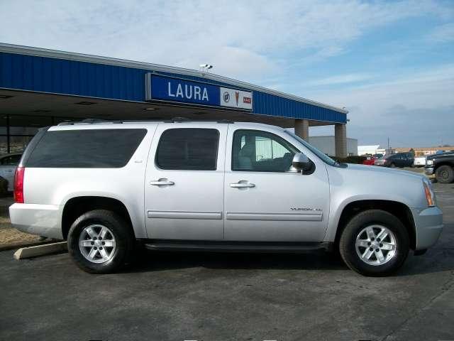 2010 GMC Yukon XL 3500 SLT Crew LB Dually DSL